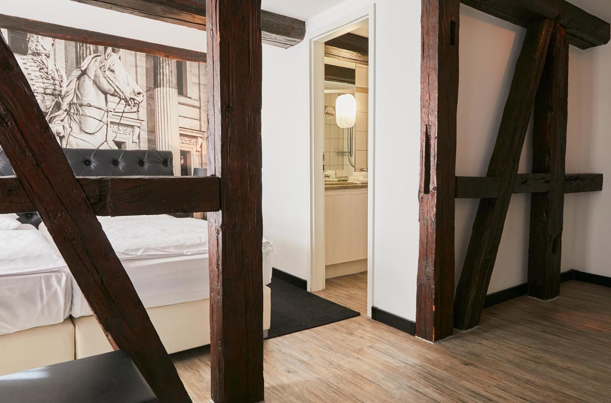 Hotel Im Haus Zur Hanse บราวน์ชไวก์ ภายนอก รูปภาพ